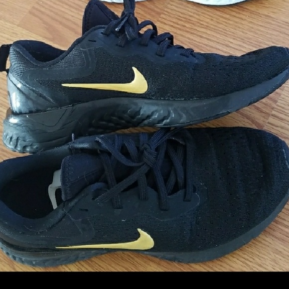 Nike Shoes - SOLD! Womens Nike Odyssey React